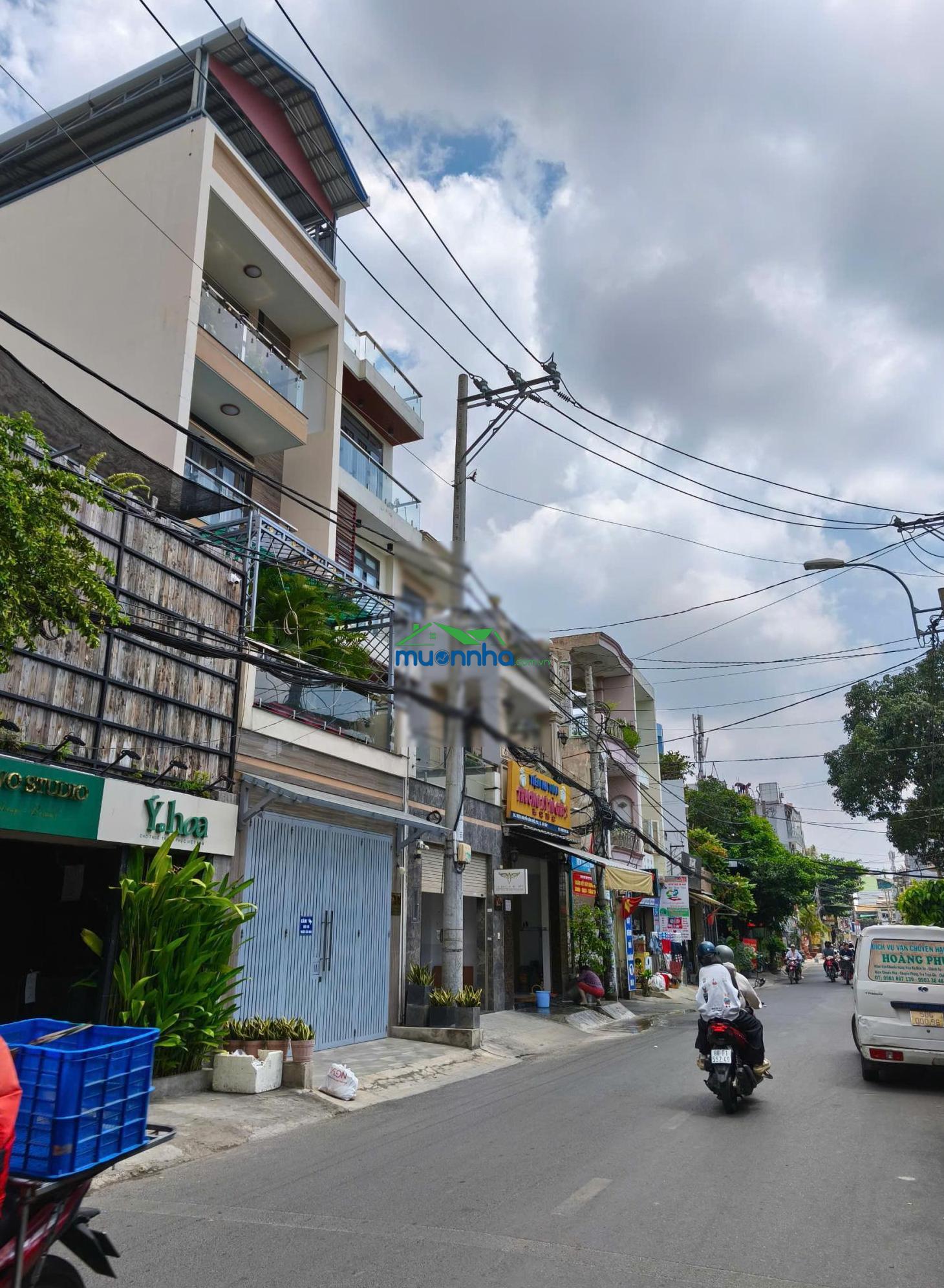Bán nhà hxh 6m nguyễn văn khối, p11, dt: 5x19m, kc: 1 trệt 4 lầu, giá: 10.5 tỷ