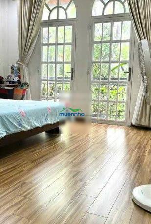 Chủ định cư nước ngoài bán gấp căn nhà full nội thất 60m2 hxh nơ trang long, 6pn/6wc, chỉ 9,5 tỷ - 4