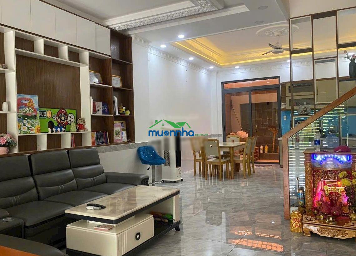 Nhà 2 lầu, mặt tiền công viên 6x14m, giá 9.2 tỷ kdc đào sư tích residence - 4