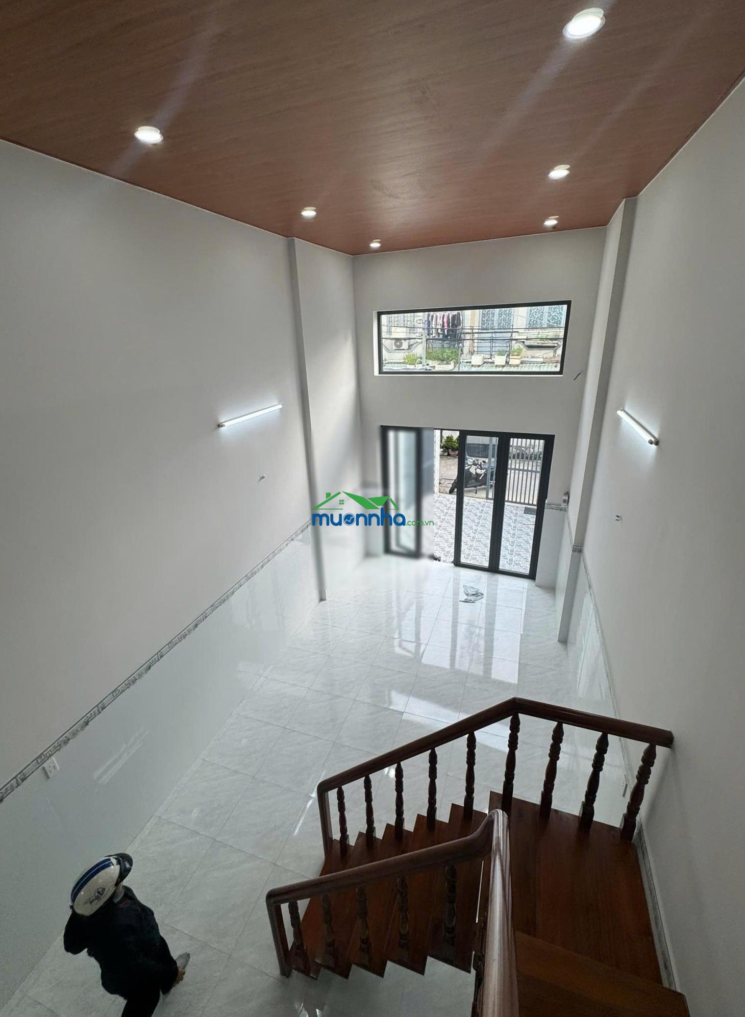 Nhà đẹp cần bán gấp thuộc phường đông hưng thuận q12 dt: 4 x 22m gác lửng giá bán: 4ty200tr - 3