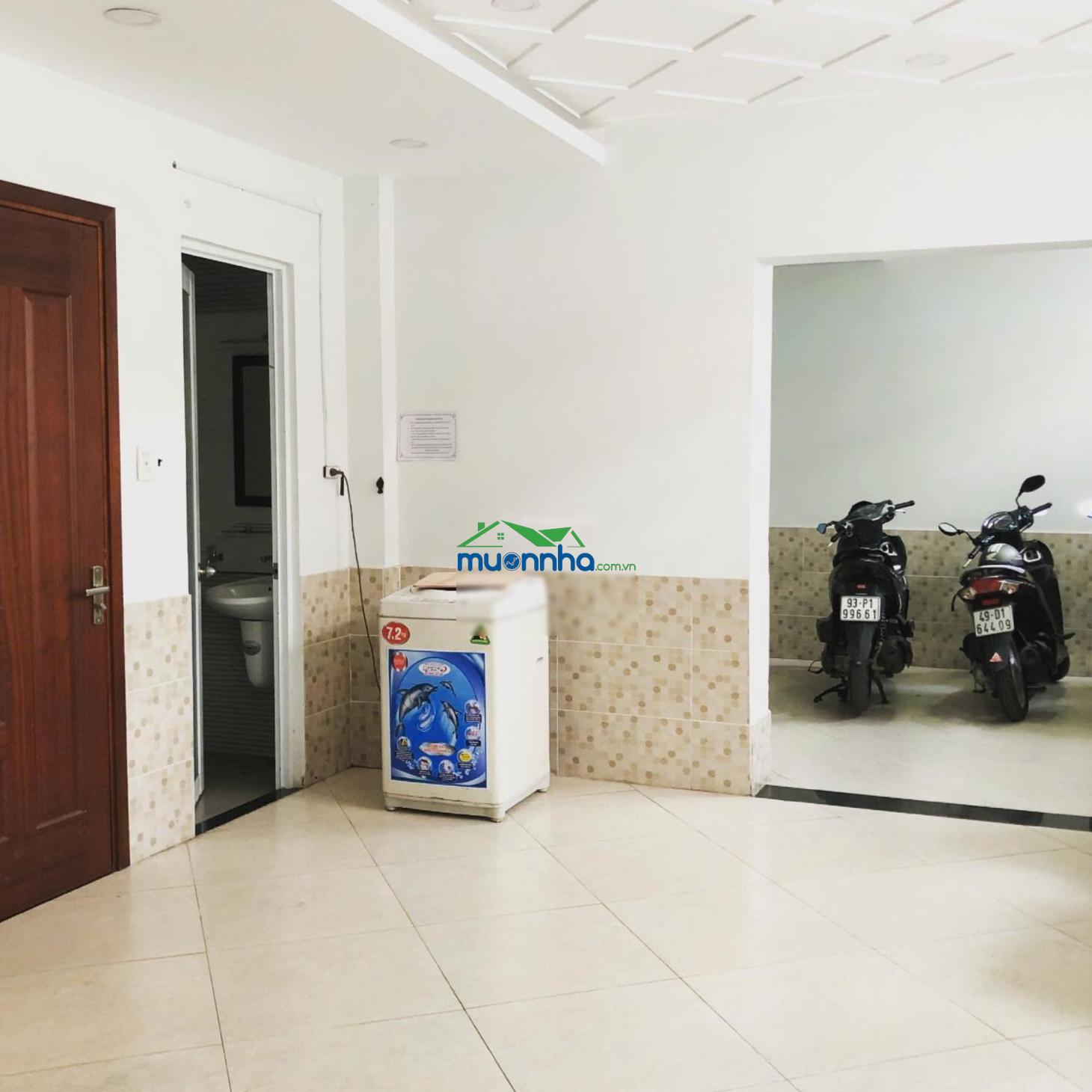 Hẻm nhựa 5m! bán chdv cao cấp nguyễn xí (6x7m) 8pn - 5 tầng full nt. đang khai thác 45tr/tháng