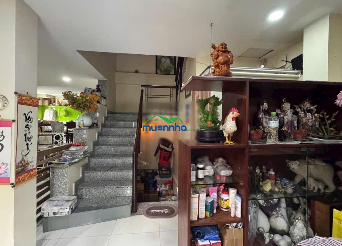 Bán tòa nhà chdv có 17 phòng và có thu nhập sẵn đường 20 sát gigamall phạm văn đồng, 18 tỷ tl
