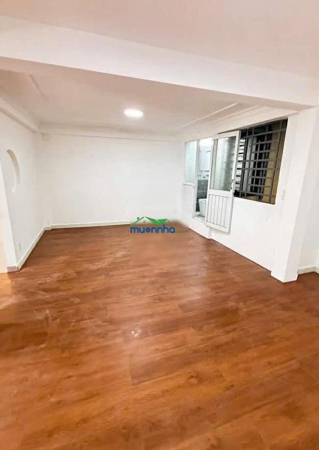 Nhà 4 tầng - bạch đằng - 75m² - 11,5 tỷ - sân bay tsn - công viên hoàng văn thụ