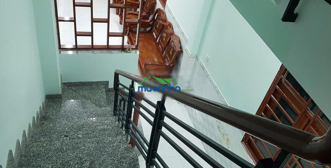 Nhà 3 lầu, btct, 4pn, xe hơi đổ cửa, quận 12, chỉ 3,89 tỷ - 4