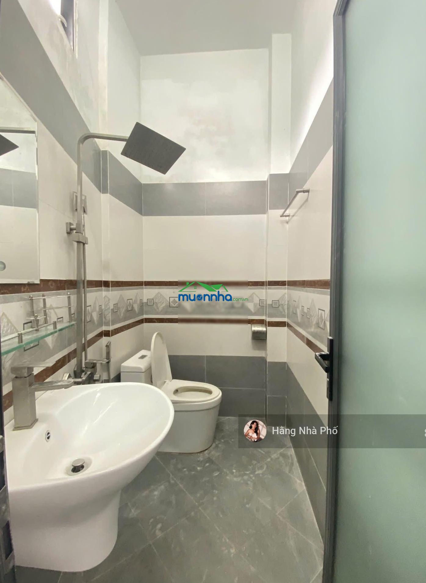 Giá hiếm nhà 4 tầng - xe tải thông - 4pn, 5wc - sát mặt tiền làng tăng phú, quận 9