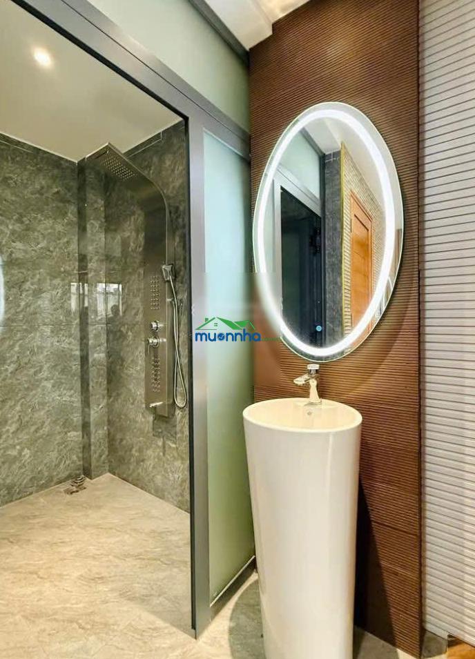 Bán nhà xô viết nghệ tĩnh, p.21, bình thạnh gần ngã tư hàng xanh. 3tỷ240 đang cho thuê 19tr/th