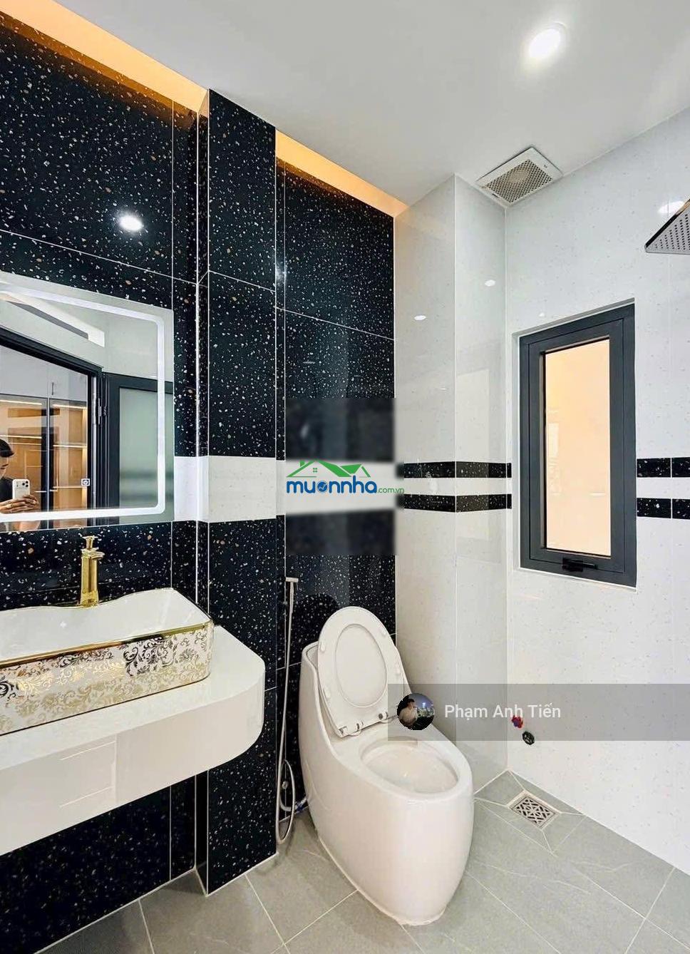 Bán nhà trung tâm đường nguyễn bỉnh khiêm - q.1, 4tỷ090/75m2, cho thuê 45tr/th. gần chợ đa kao