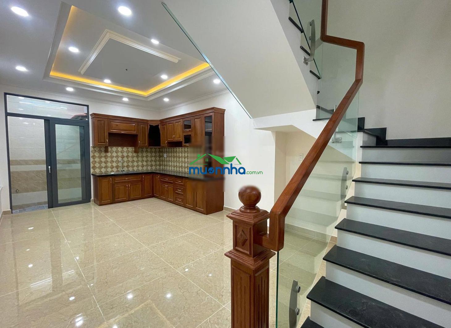 Bán nhà sát bên khu đô thị vạn phúc city thủ đức