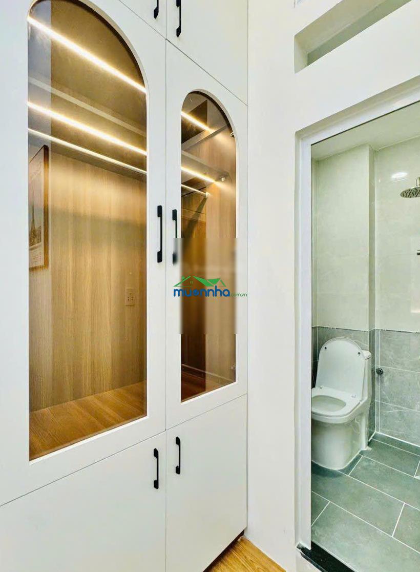 Chỉ 3 tỷ hơn có ngay nhà full nội thất, 4 tầng 3 phòng, sát cmt8 - q10 ngay chợ hòa hưng. hợ gđ ở - 2