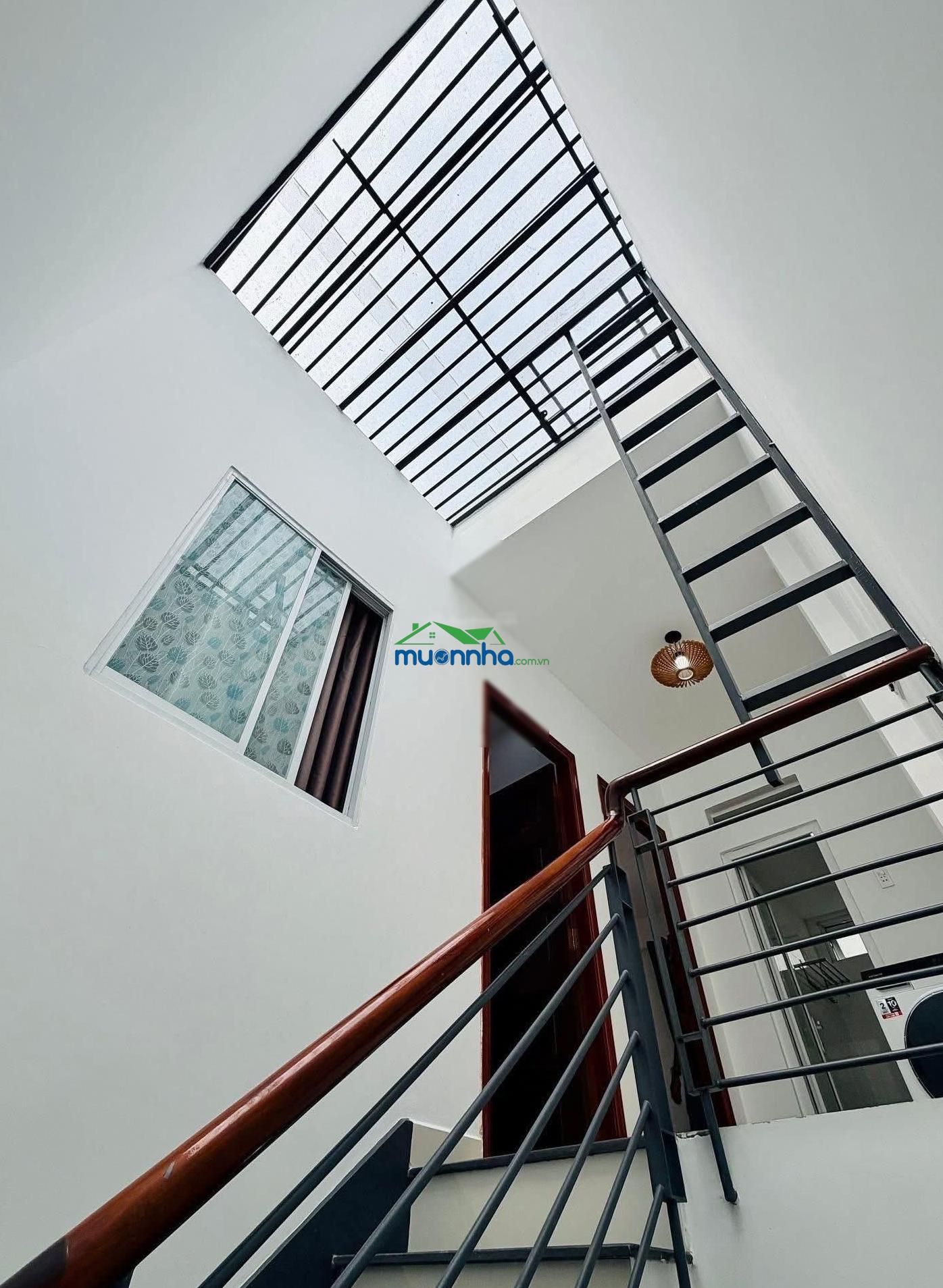 Cô 3 bán nhà nguyễn hữu cầu, q1, giá 6,1 tỷ, dt 70m2, đang thuê 33tr/tháng, gần cv lê văn tám - 4