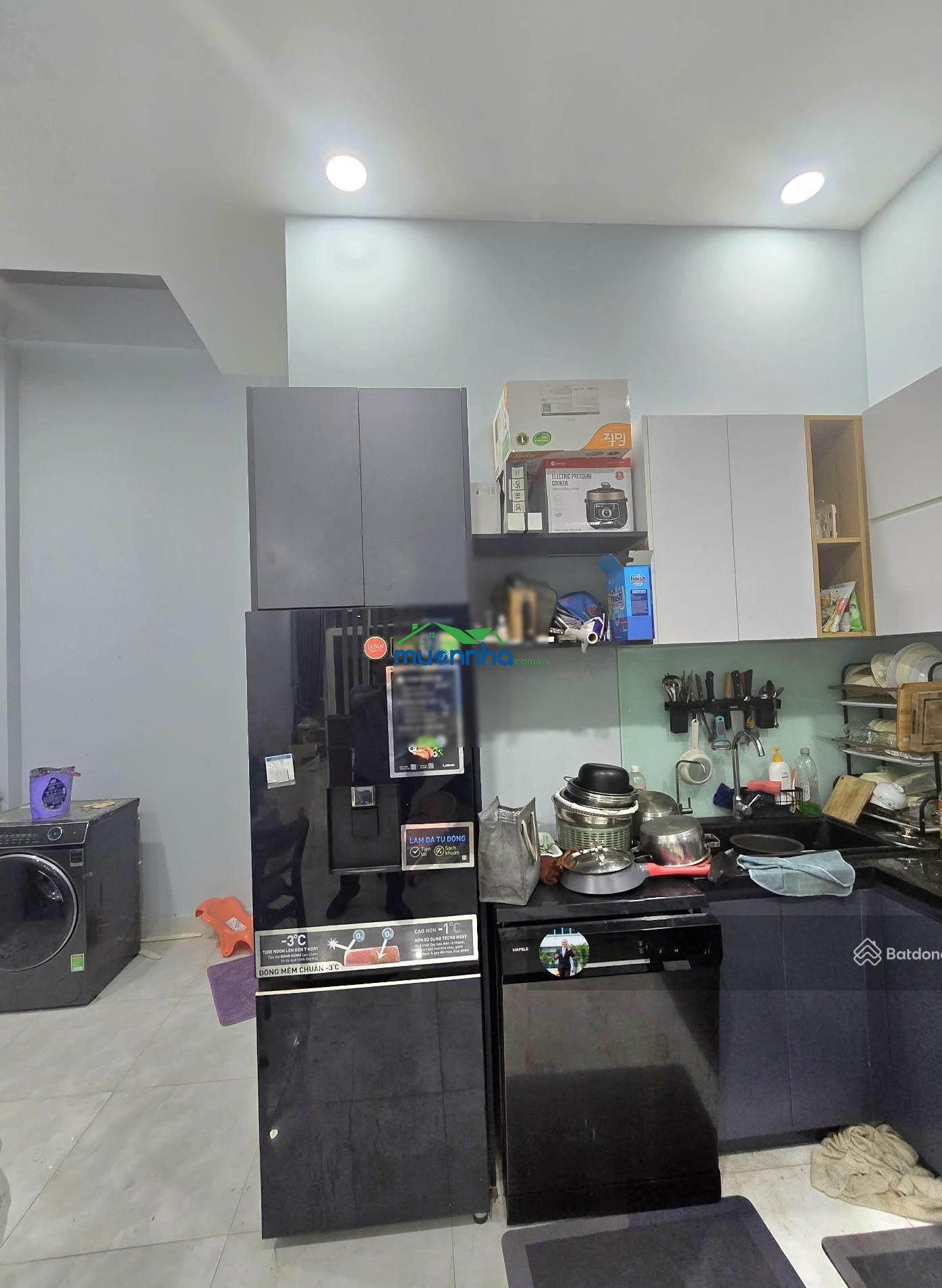 Nhà 4 tầng - sát nguyễn thị định - hẻm ô tô 5m - ngang 4.6m hiếm - chỉ 7.2 tỷ
