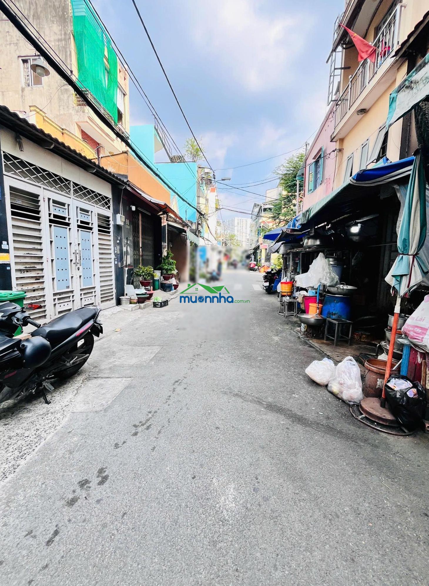 Nhà mt nội bộ nguyễn xuân khoát. dt: 4x15m 2 lầu st. giá hơn 9 tỷ