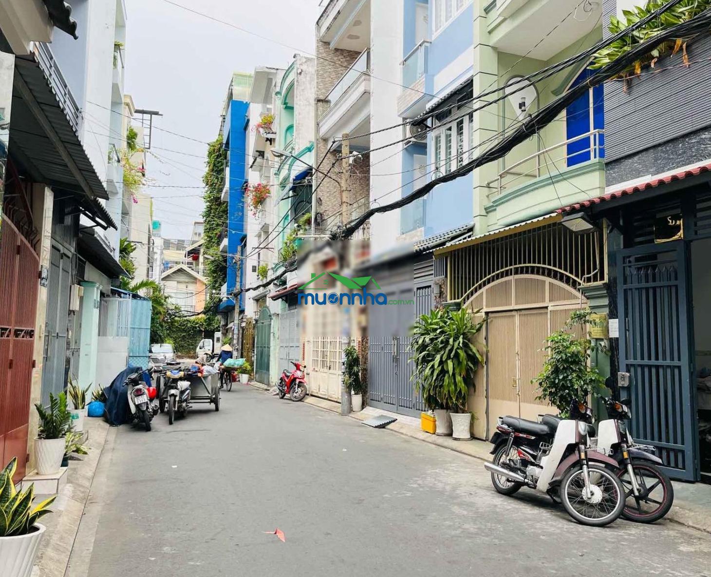 Bán nhà đường 6m độc lập (4m x 17m) nhà 1 trệt 2 lầu sân thượng
