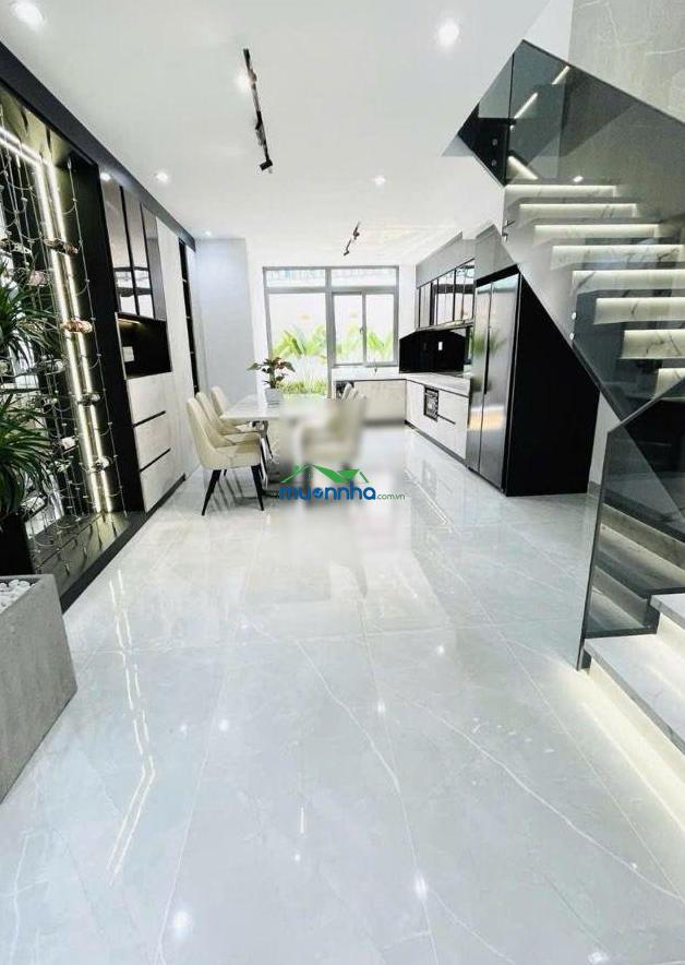 Bán nhà đẹp lung linh đường võ thị nhờ q7. - dt 72m2. dọn vào ở luôn - chủ xây tâm huyết - 4