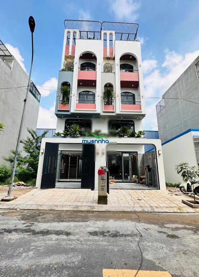 Nhà 5 tầng full nội thất, ngay ngã tư phạm văn đồng - tô ngọc vân, cách pvđ chỉ vài căn nhà - 3
