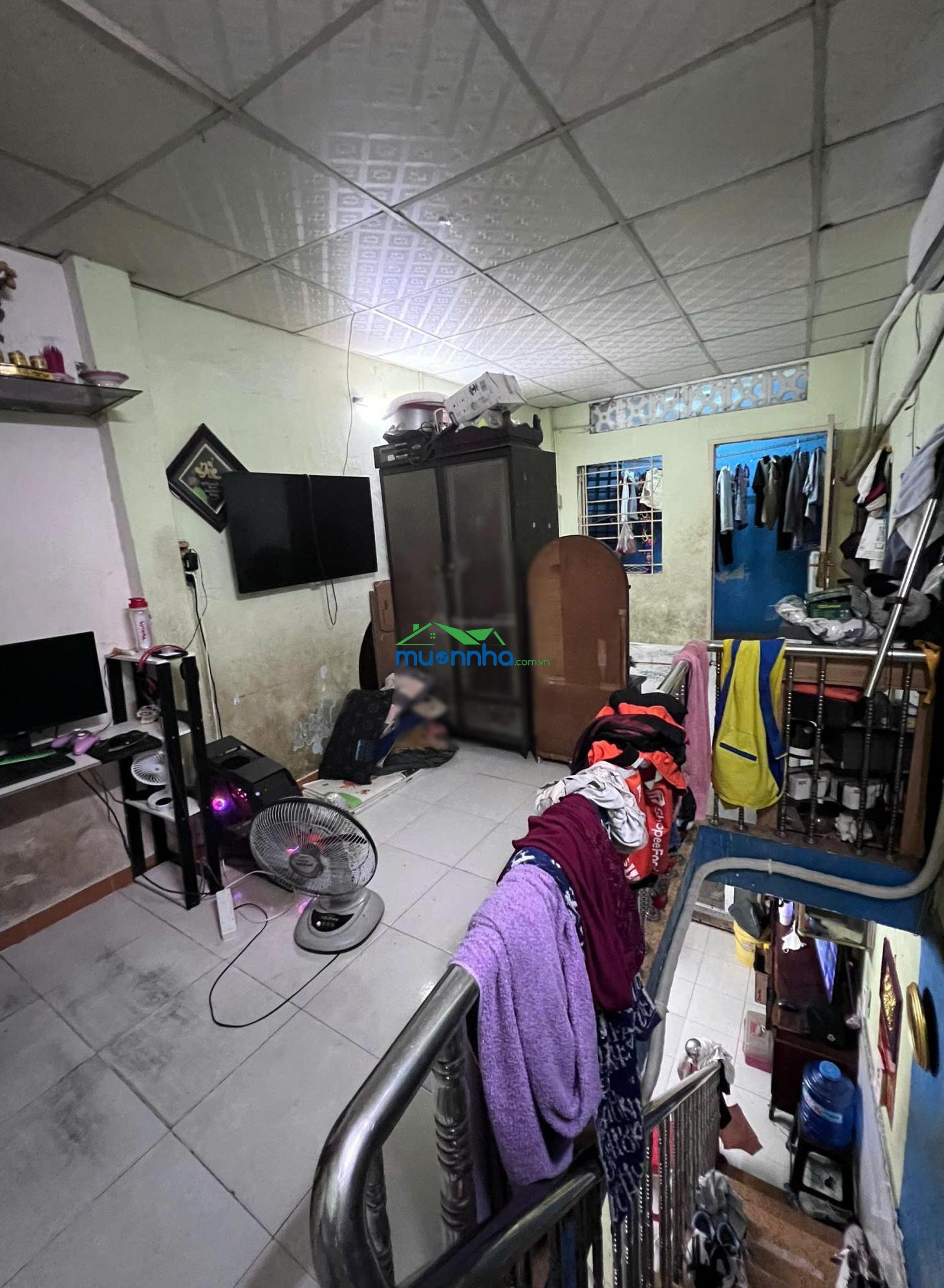 Bán nhà hẻm bà hom, 18m2, 1 lầu, shr giá nhỉnh 2 tỷ!