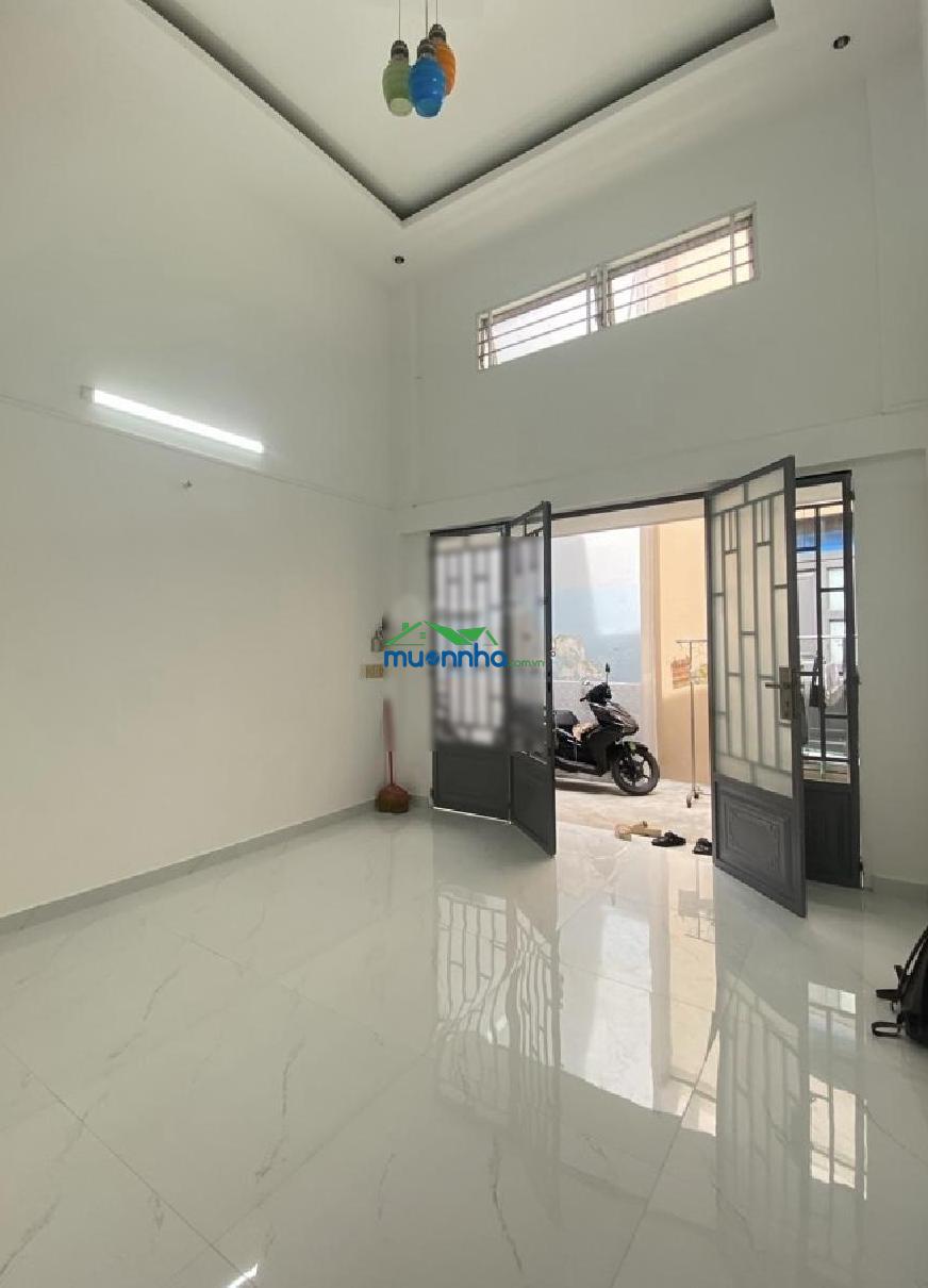 Bán nhà nguyễn thị thập q7- 2 tầng 2 pn( có thể cải tạo lên 4pn)- dt 4mx10m- sổ hồng - chỉ hơn 5 tỷ - 3