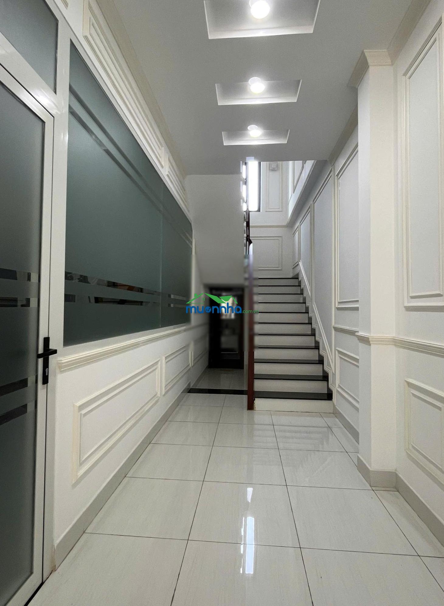 Nhà đẹp nhà bè diện tích 81,4m² đẹp giá tốt trong khu 8,2 tỷ, dtsd 202,8 m², hẻm rộng 5m, thoáng - Ảnh 3