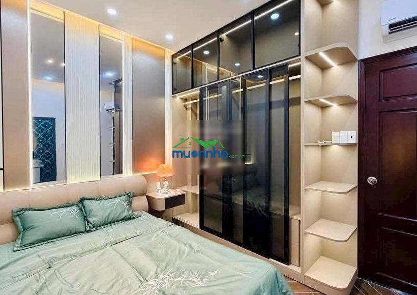 Lãi suất ngân hàng đang tăng chủ đành ra đi căn nhà tâm huyết tại đường nguyên hồng với 72,4m2 shr