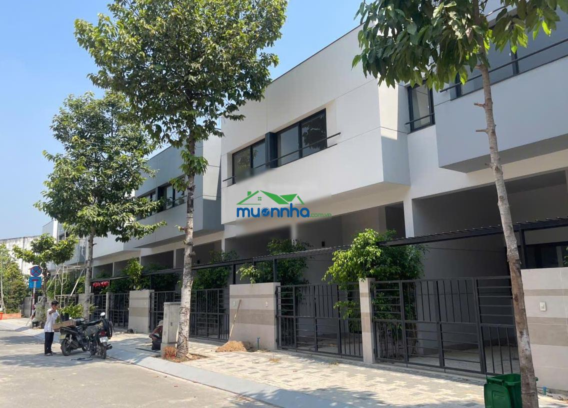 Cho thuê căn góc đối diện trường mầm non, hồ bơi tại khu chuẩn nhật j home chỉ 11tr/tháng, ở liền