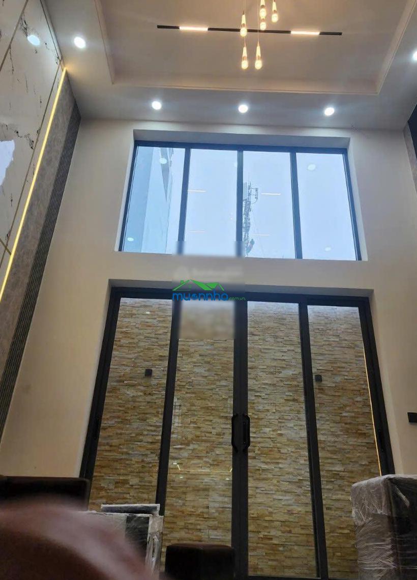 Bán nhà hẻm 7m cách mt lý chiêu hoàng 5m, nhà 5 tầng có thang máy, ngang 4,65m