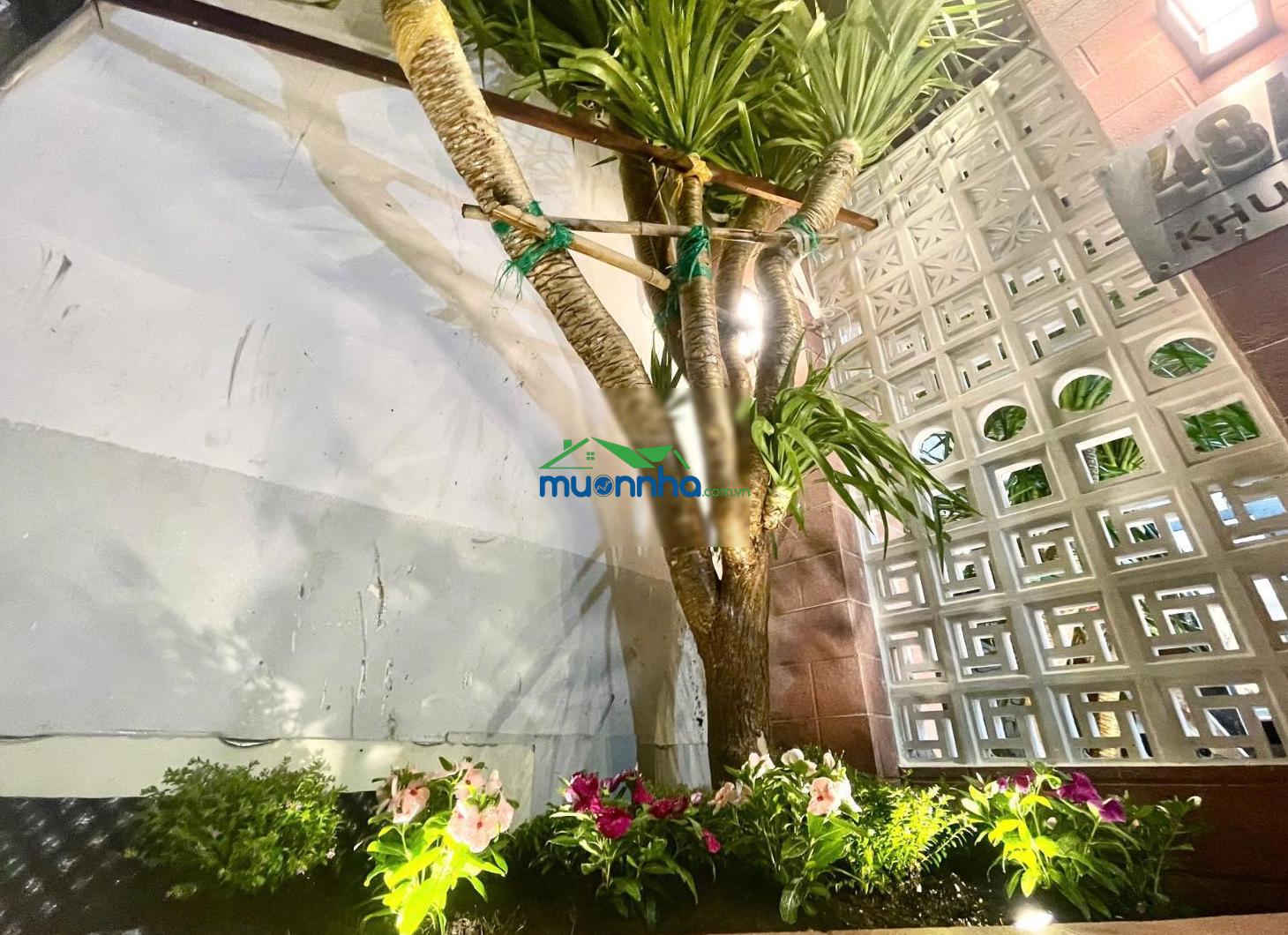 Nhà đẹp vườn đẹp như resort, giáp phú mỹ hưng, giá rẻ - 2
