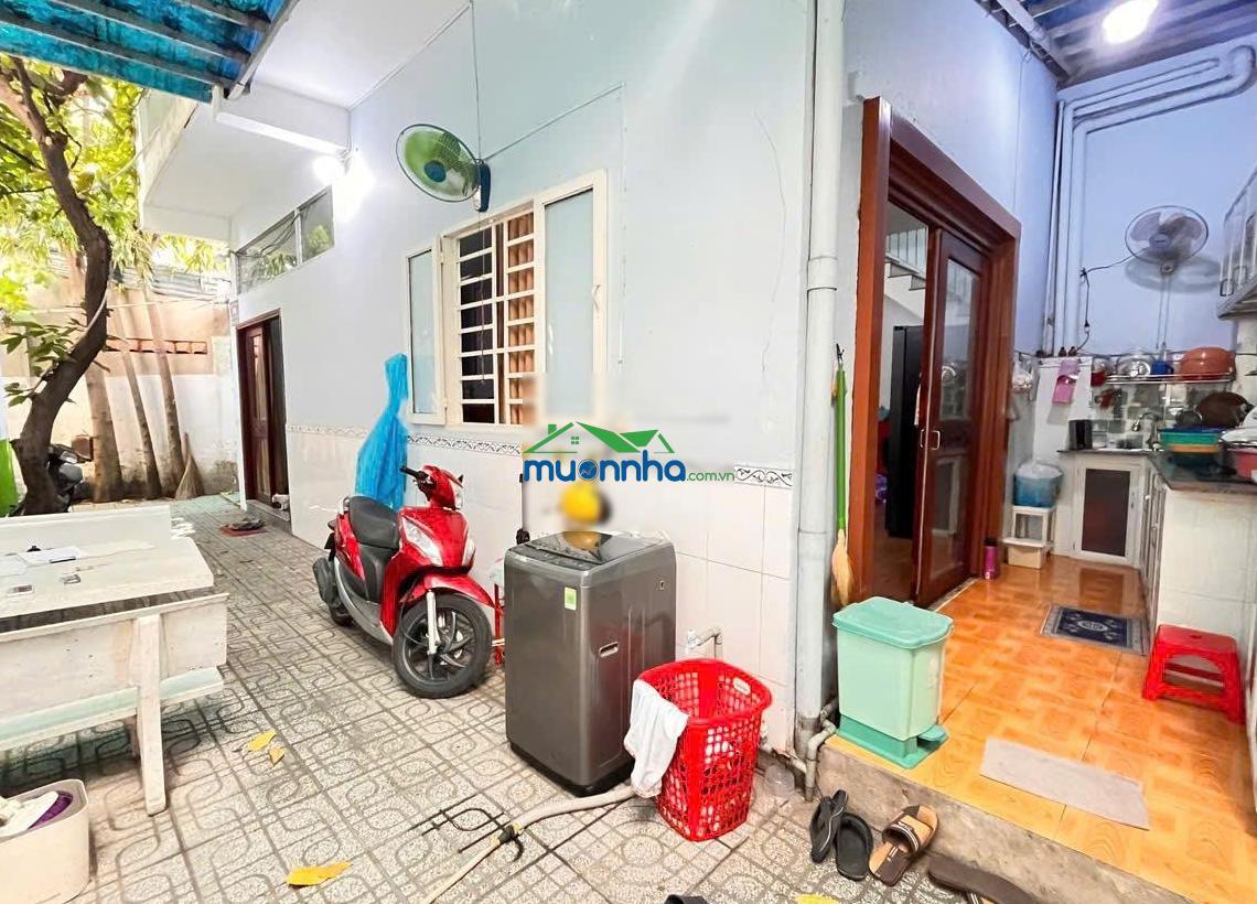 Bán nhà 80/ dương quảng hàm, p5, gò vấp - ngang 11m - dtcn: 108.7m2 - nở hậu tài lộc - 3