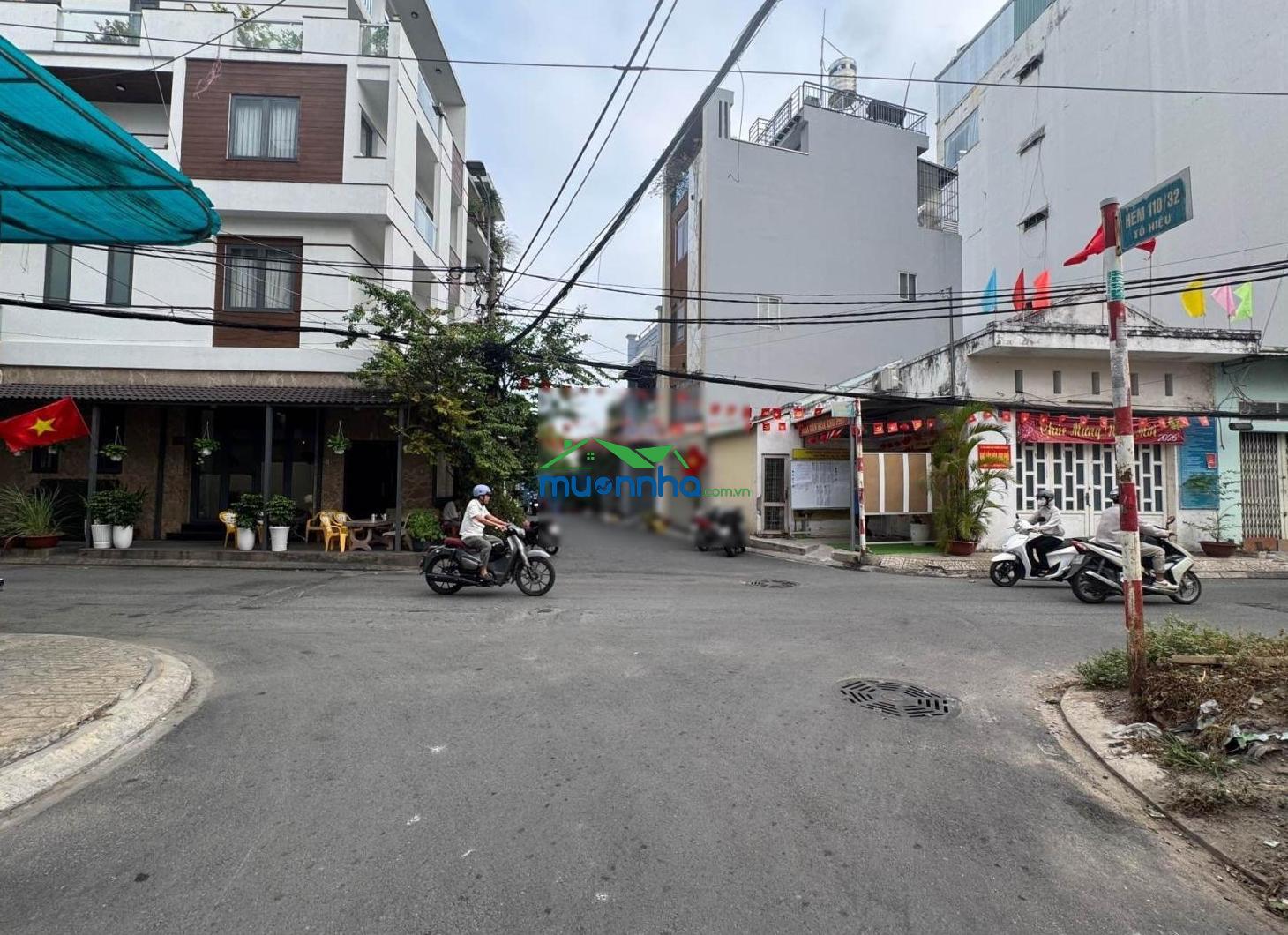 Tài chính giảm 1,2 tỷ còn 7,75 tỷ. cơ hội đến siêu lời. hxh tô hiệu 4 tầng. dt: 4,5x18m - 2