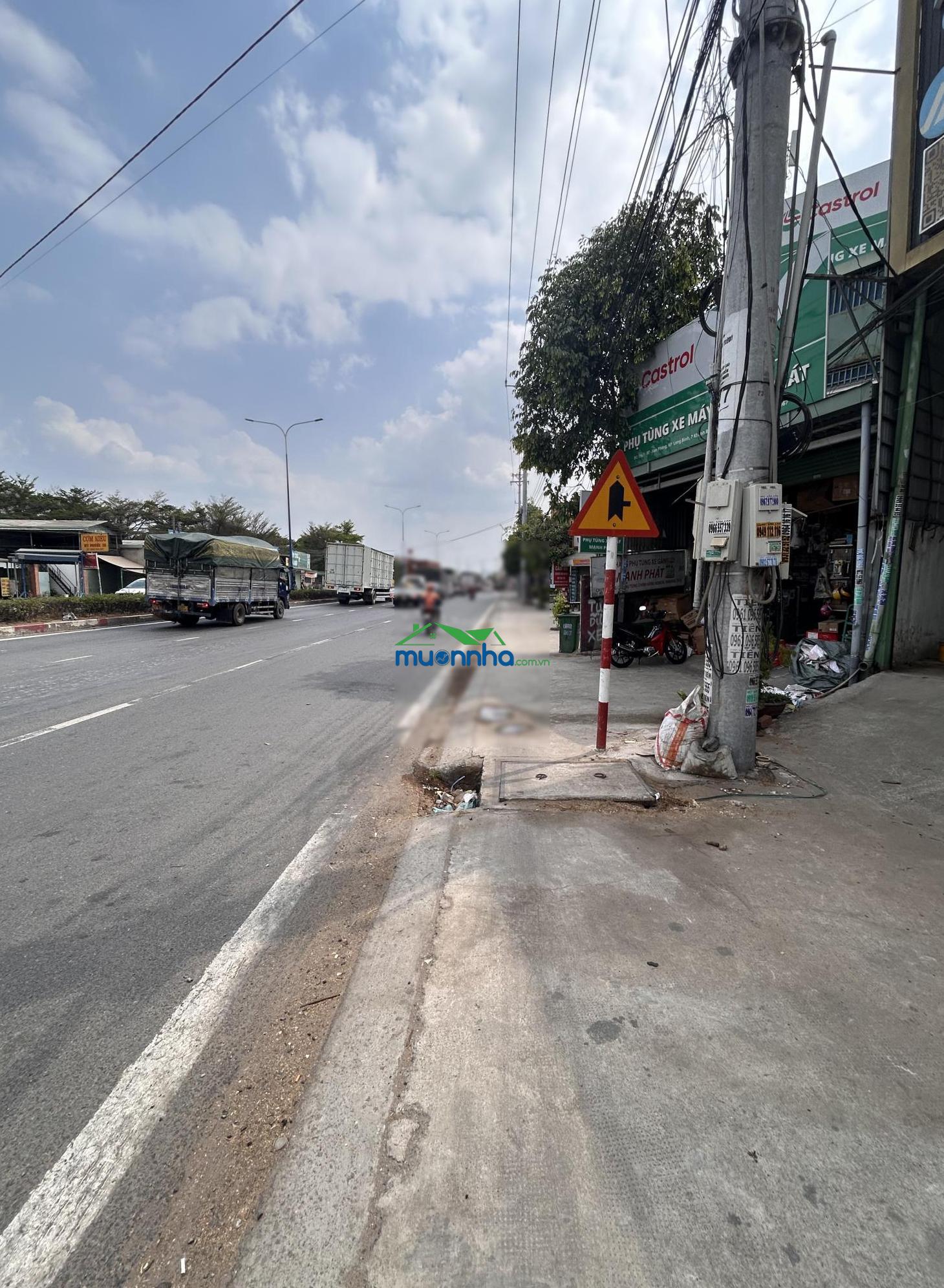 Cho thuê mặt bằng 500m2 kho khánh bình, tân uyên