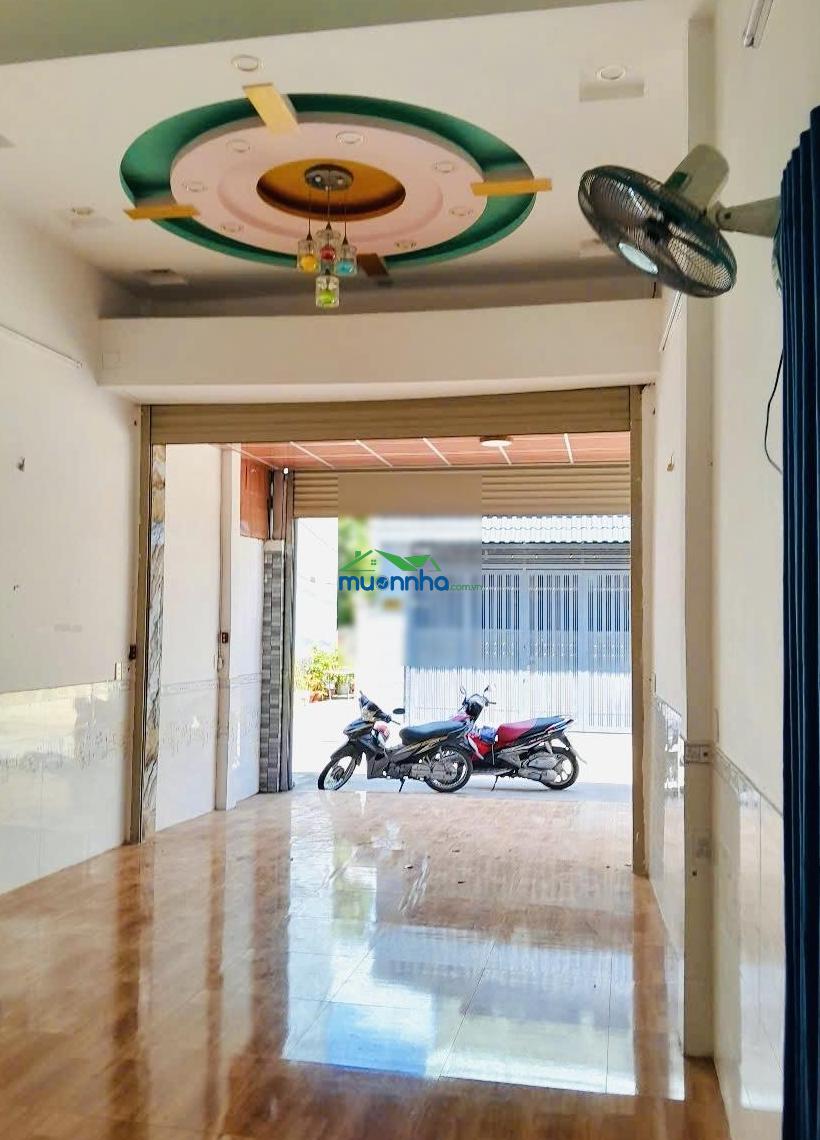 Quận 12 nhà góc 2 mặt tiền 1/ huỳnh thị hai xe hơi tới cửa,5.5 x 15ngay ngã tư nguyễn ảnh thủ, 5 tỷ - 3