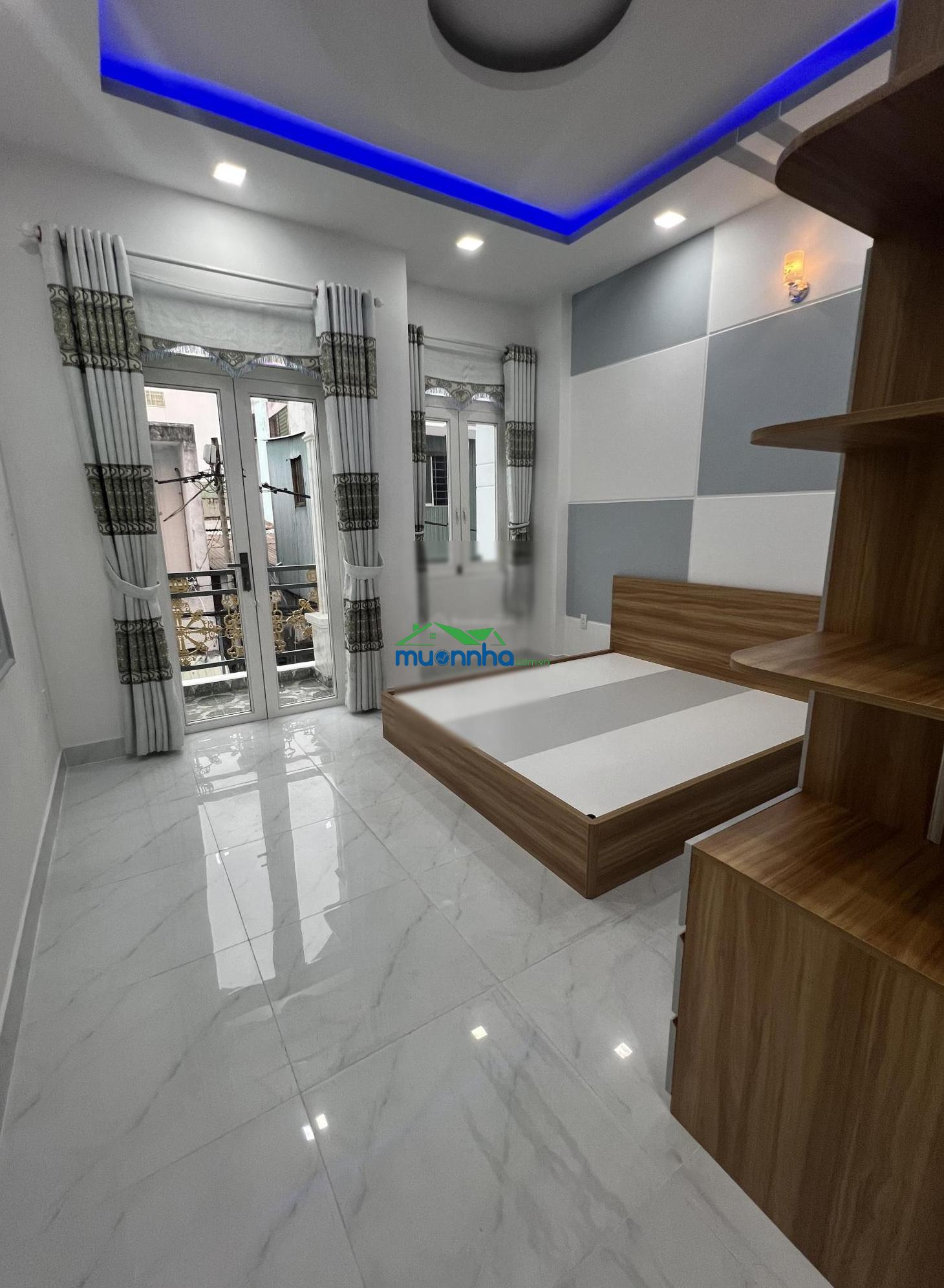 Nhà mới ở ngay 4 tầng 5pn hxh hương lộ 2 khu nhà cao tầng