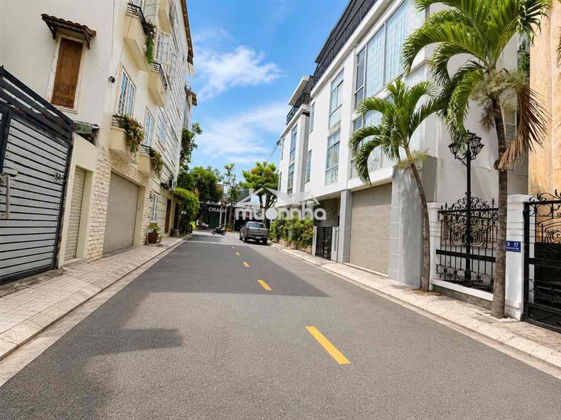 🏡 Nhà 3 tầng , tân phong, quận 7 – 94m² – 3pn – giá 16.5 tỷ