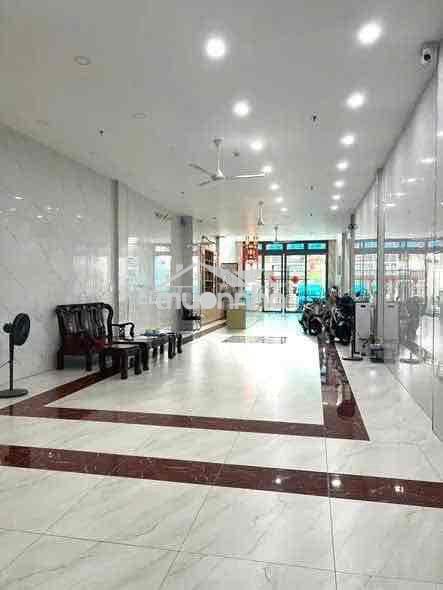 Cho thuê nhà hxt lê văn sỹ 8x20 giá 55 triệu