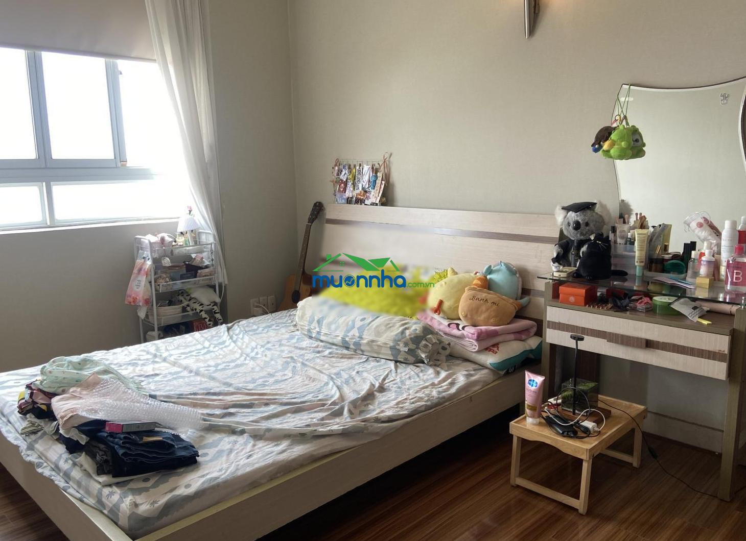 Cần cho thuê căn hộ hùng vương plaza p12. q5 dt 130m2, 3pn, 3 wc full nt, giá 23 tr. lh 0866 688 ***