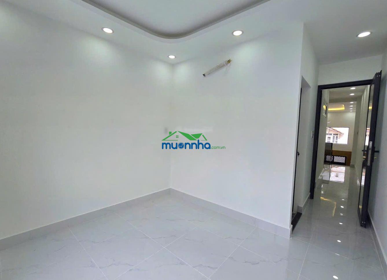 Hiếm, bán nhà 3pn - dt ngang 3m dài 19m - full nội thất - giáp khu nam long q7 - chỉ 4,79 tỷ