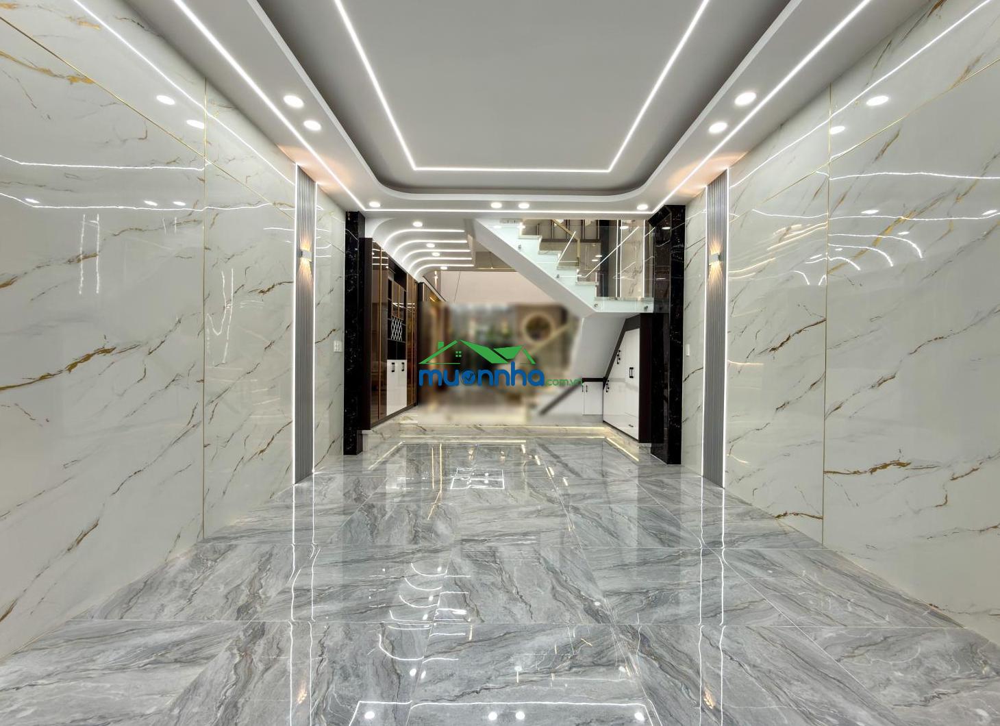Nhà đường thông dt: 4.2x19m lửng 3 lầu, 4pn, 6vs, p/thờ, gara ô tô, sân thượng, hướng đông 6.95 tỷ