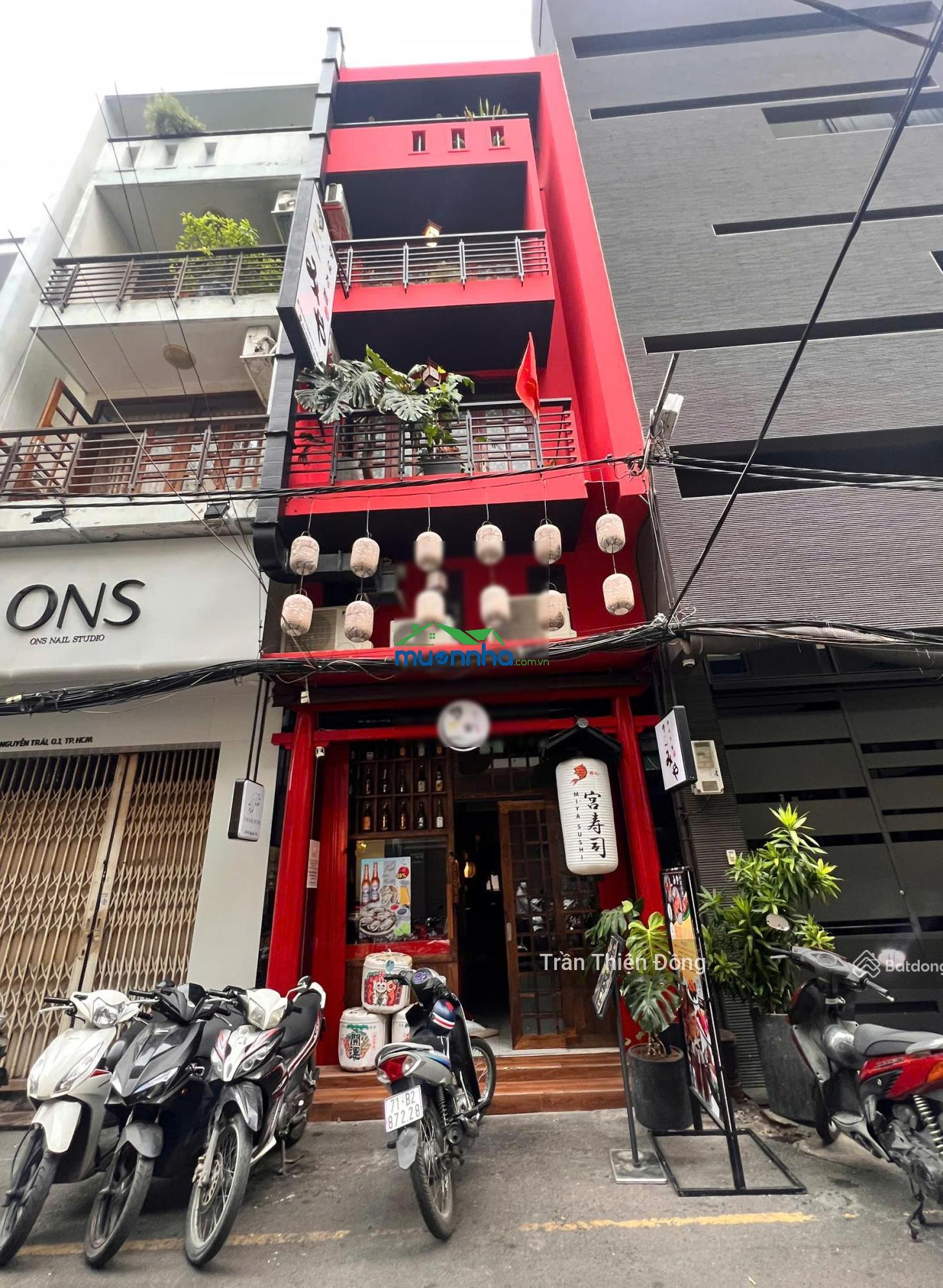 Cần bán gấp nhà hxh vip - 150/ nguyễn trãi, q.1 - 5 tầng cn=60.1m2 - chỉ 33,5 tỷ. lh 0913 620 ***