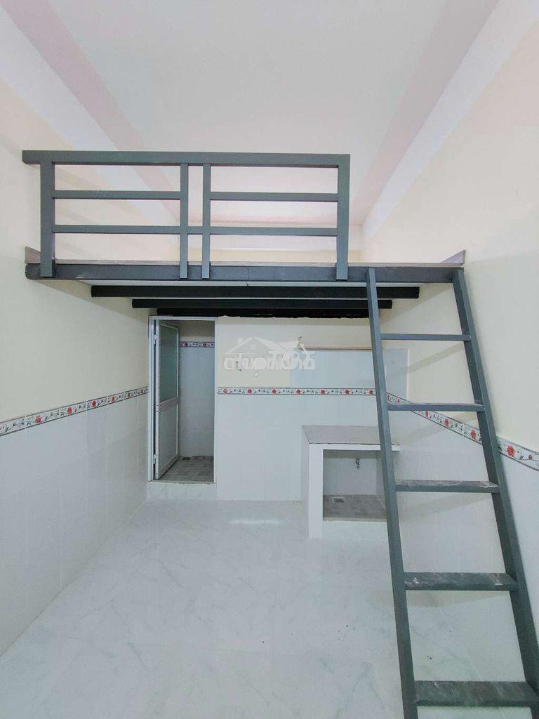 Phòng trọ apd giá 2.3tr có gác, gần dh nguyễn tất thành