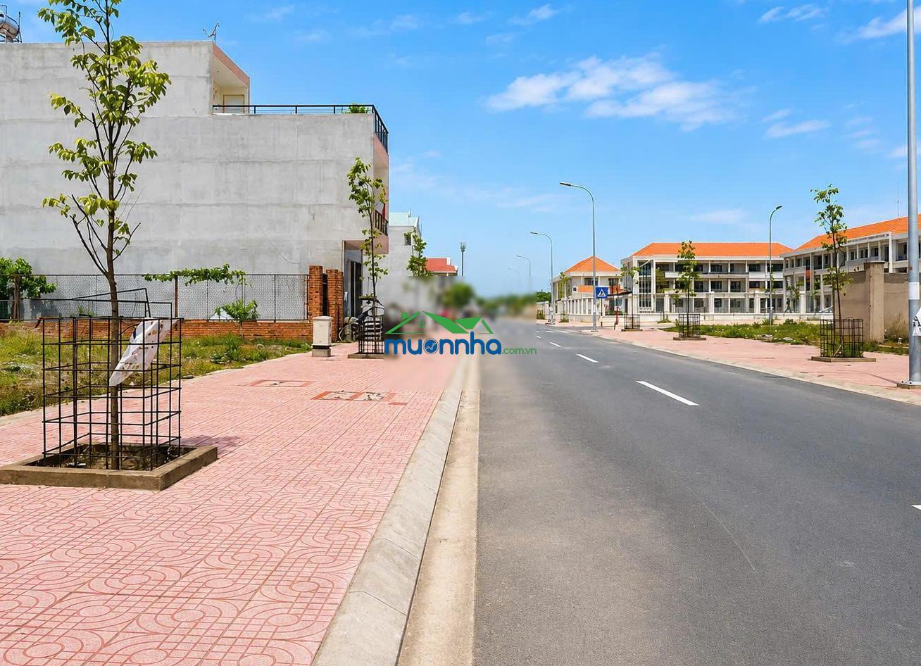 Bán gấp lô đất 80m2 giá 1 tỷ 295 triệu. khu dân cư đông đúc, kinh doanh buôn bán sầm uất