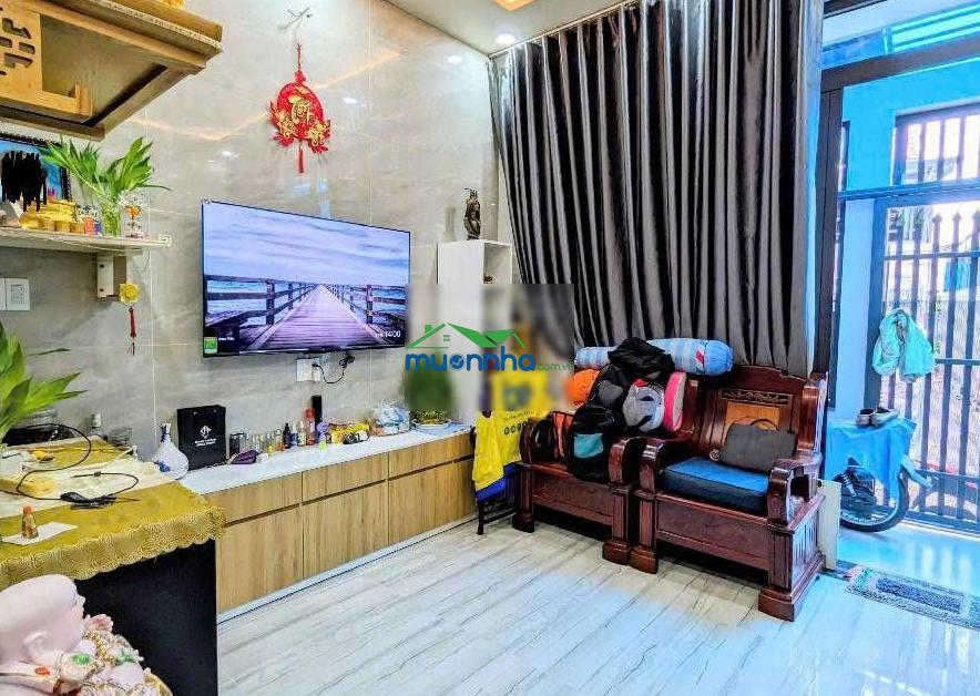 Ngang 5 - nhà 3 tầng tường đôi - ở ngay - nhỉnh 5 tỉ (còn tl)