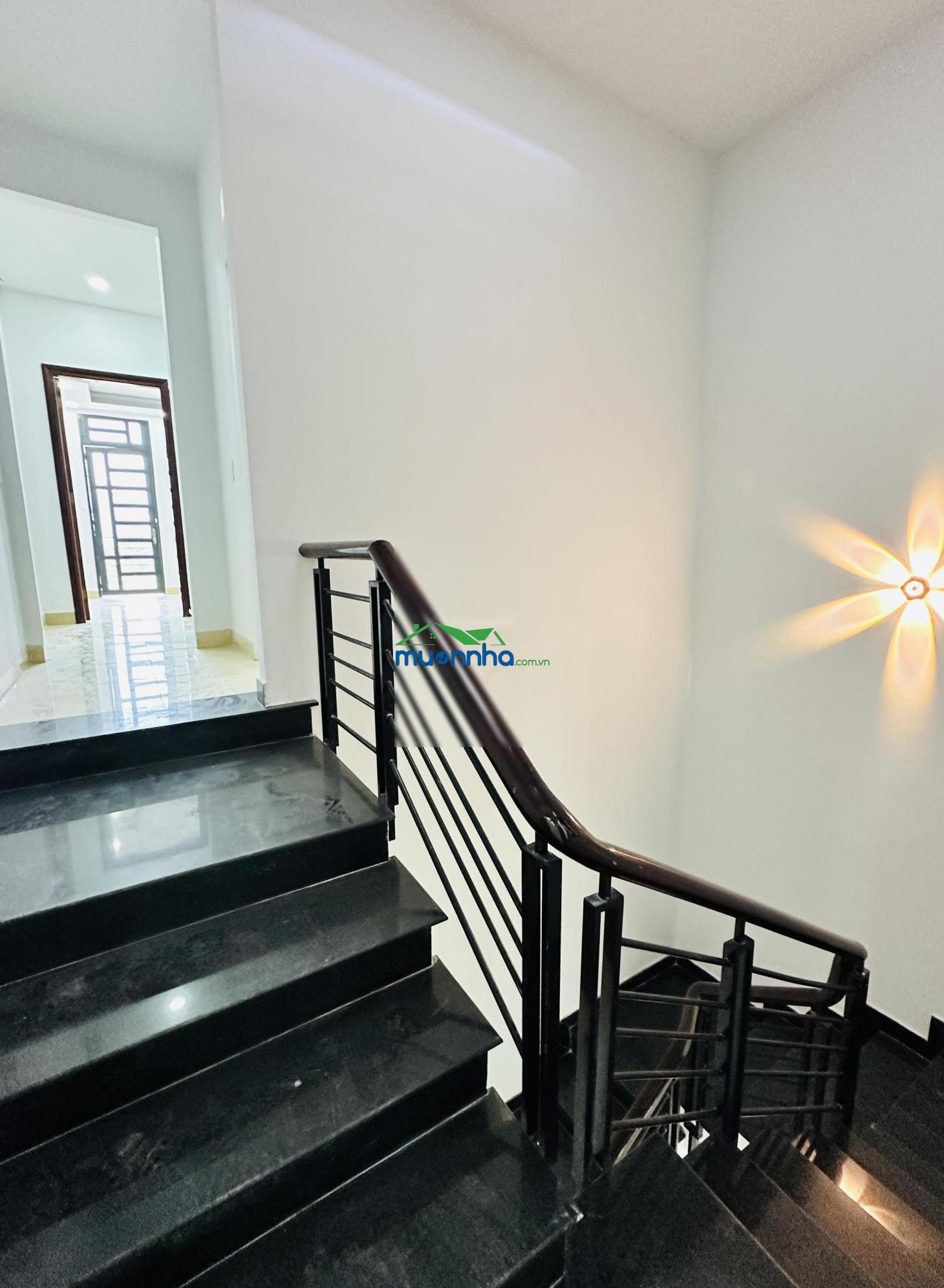 P. tân quý - gần gò dầu - 4 tầng - 4,2x18m - không lg - hẻm ô tô vào nhà - 3