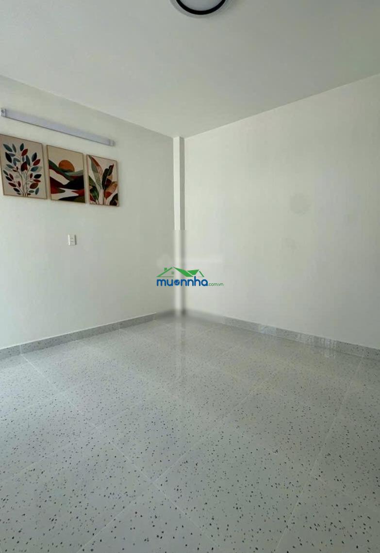 Nhà mới 3 tầng btct ngay lý thường kiệt giá chỉ nhỉnh 4 tỷ - nhà mới xách vali vào ở ngay - 3