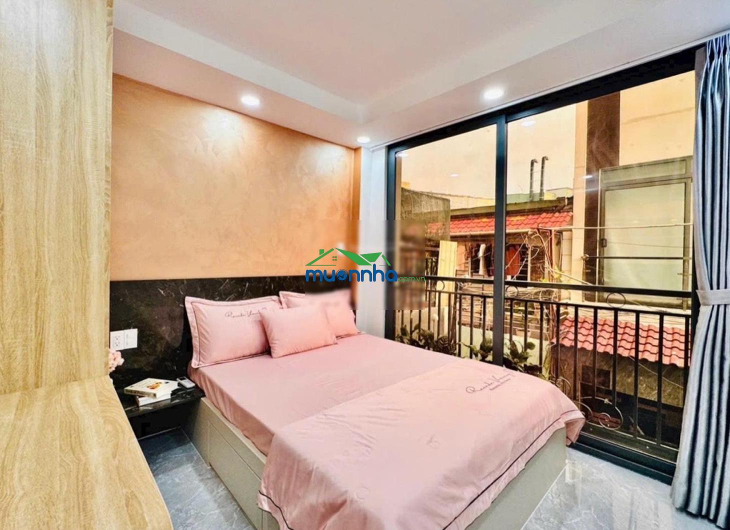 Nhà đẹp 4 tầng - xô viết nghệ tĩnh - bình thạnh - hẻm an ninh dân trí cao- chỉ 5.x tỉ.thương lượng