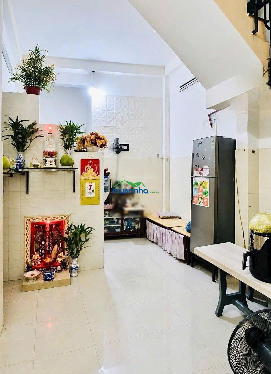 Nguyễn văn luông quận 6, diện tích lớn: 3.5mx21m nở hậu. 3 tầng. có phòng ngủ dưới trệt. - 3