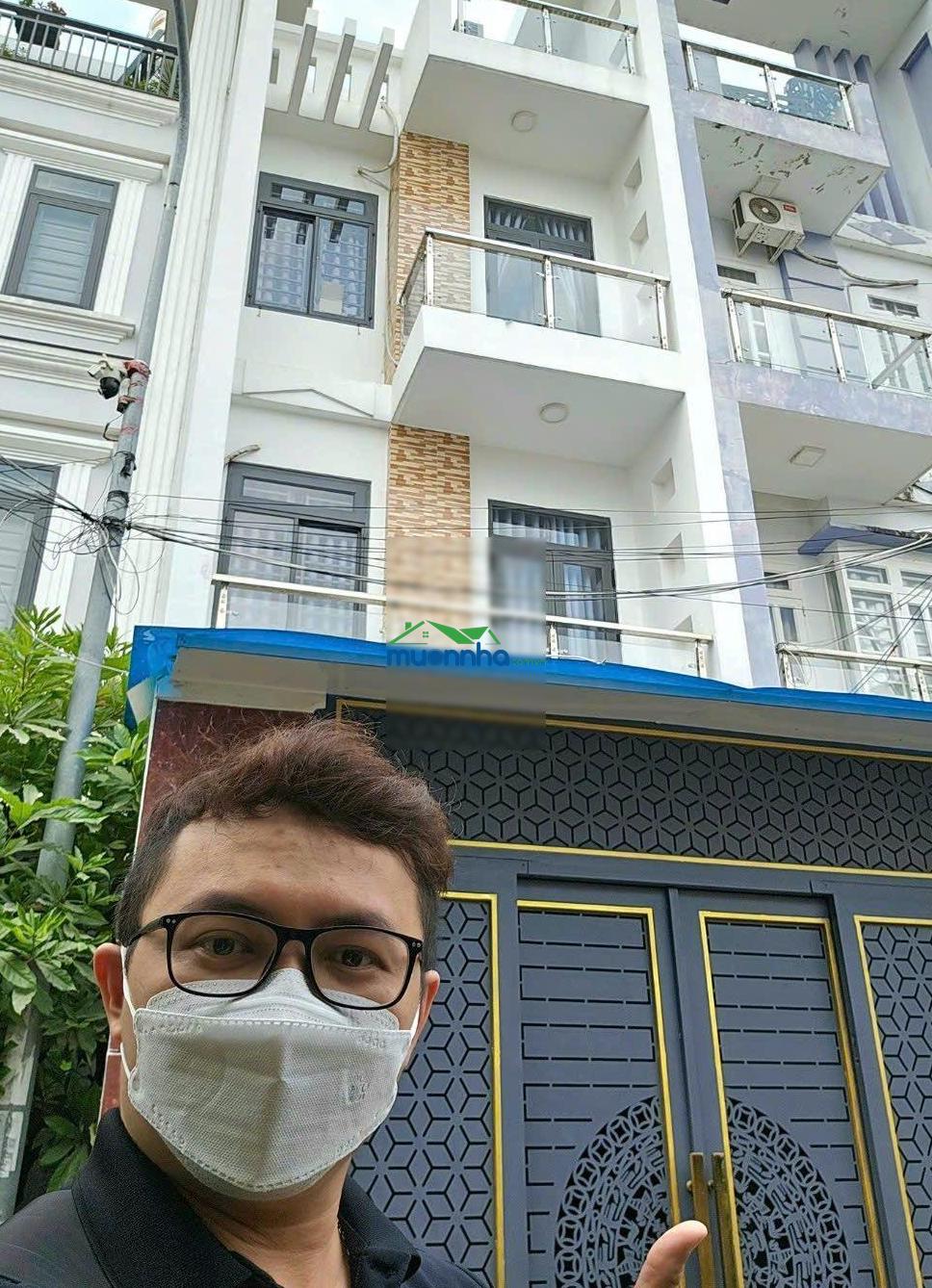 Khu tên lửa hẻm ô tô 4 tầng. 4m x 19m nở hậu. giá tốt khu vực. chỉ 7.4 tỷ còn thương lượng.