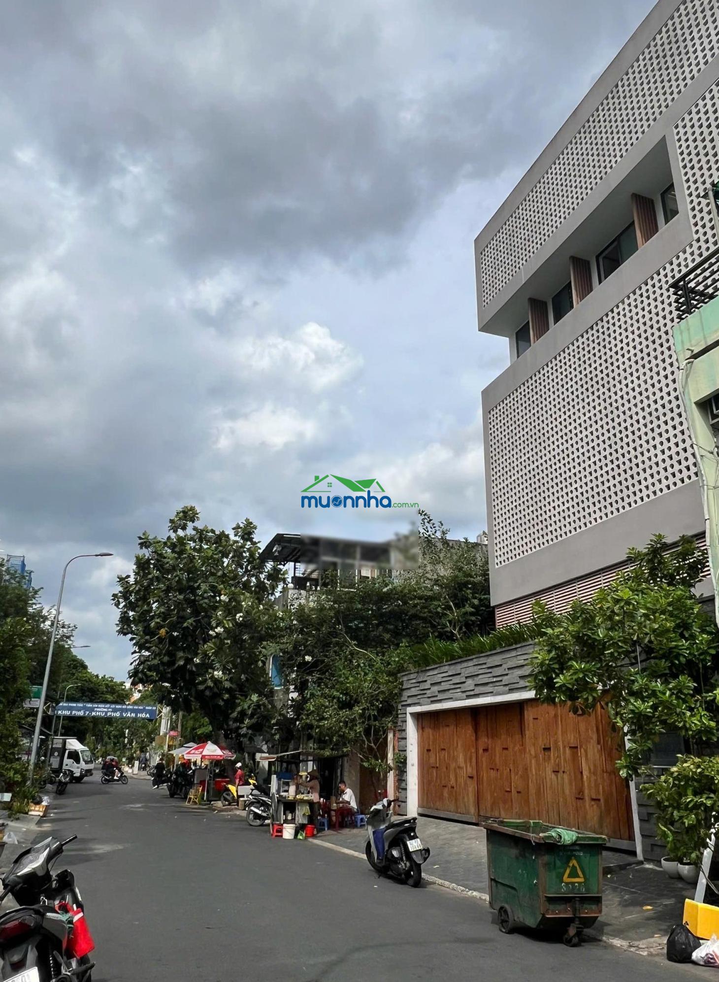 Bán gấp 10.5x25m bán nhà đường phổ quang, phường 2, quận tân bình nhà nát tiện xây mới