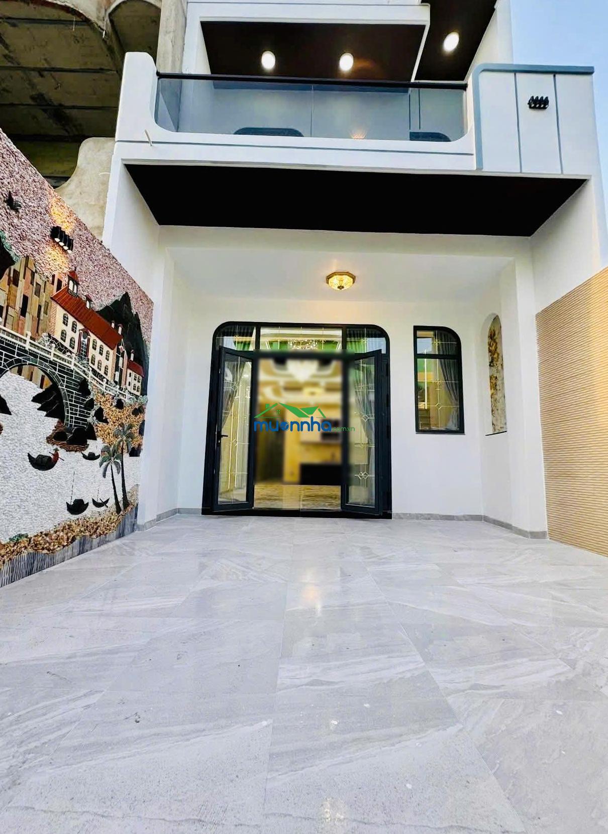 Anh chín bán nhà mới xây full nội thất gần chợ đầu mối hóc môn - 3