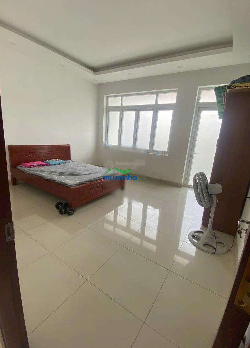 Bán nhà khu dân cư xây dựng 5 ngay liên phường - đỗ xuân hợp giá 13,5tỷ