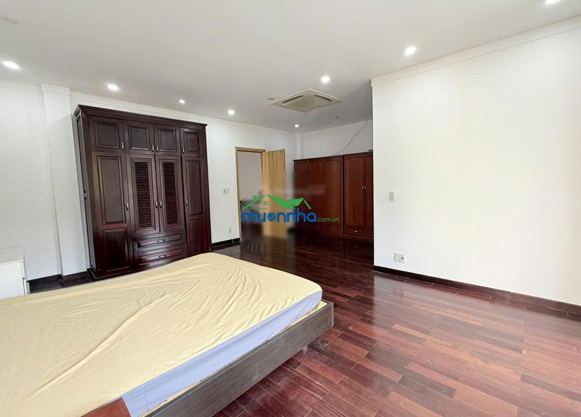 Cho thuê villa đẹp 300m2 tại oasis kế siêu thị aeon mall bình dương. lh: 0986 196 ***