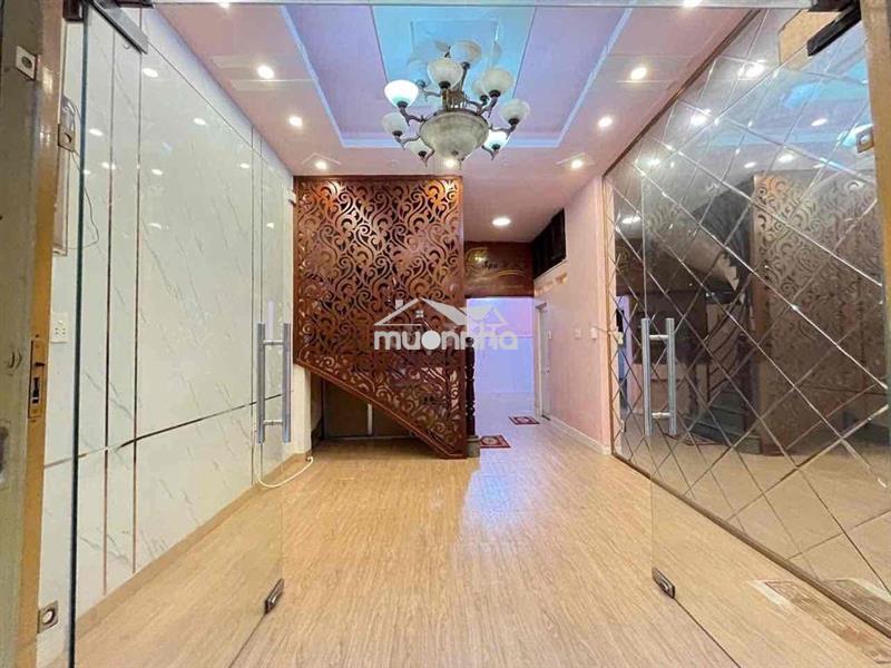 Nhà 5 phòng ngủ đường 3/2. hẻm xe hơi
